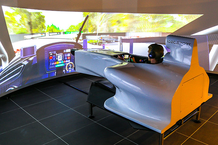 Simulateur de pilotage 3d Idec Sport Club